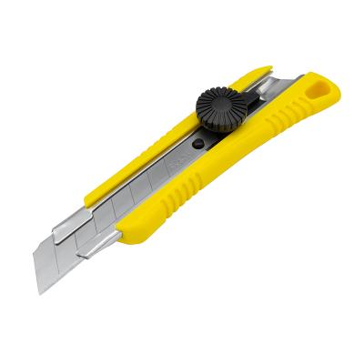 Kniv med 18 mm knivblad, skruelås og magasin med 2 ekstra knivblade